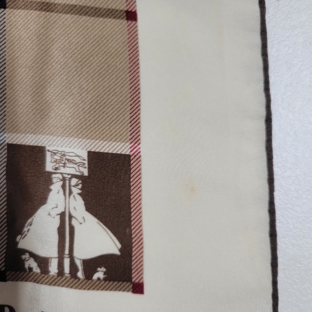 Vintage Burberrys Silk Scarf. - Picture 13 of 14